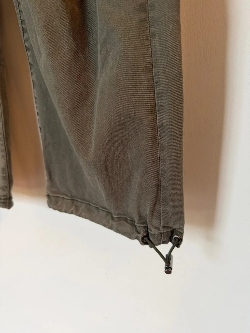 PAIGE women's reid joggers vintage forester green 28 - Picture 3 of 5